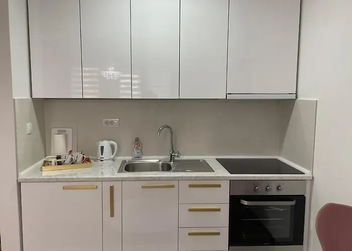 Spring Deluxe * Újvidék